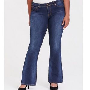 Torrid Slim Boot jeans size 14 dark wash